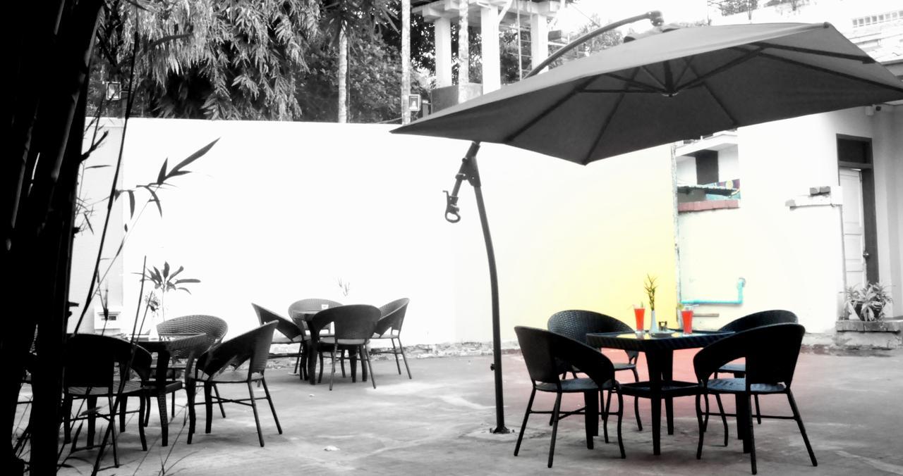 โรงแรมอินน์ยา ย่างกุ้ง ภายนอก รูปภาพ